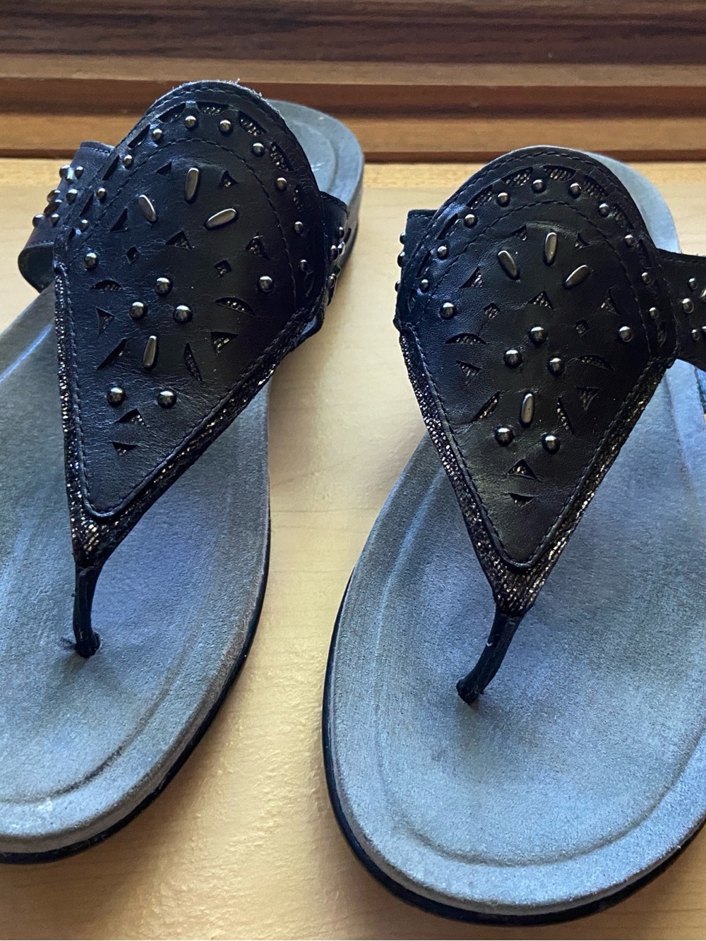 Dansko Women's 9 EU 39 Embellished Thong Sandals - Black Leather